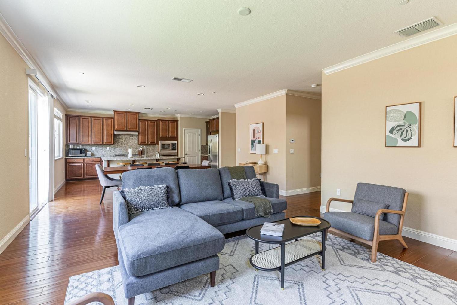 Apartment 5br W Backyard Groceries Playground Sfo-1565
