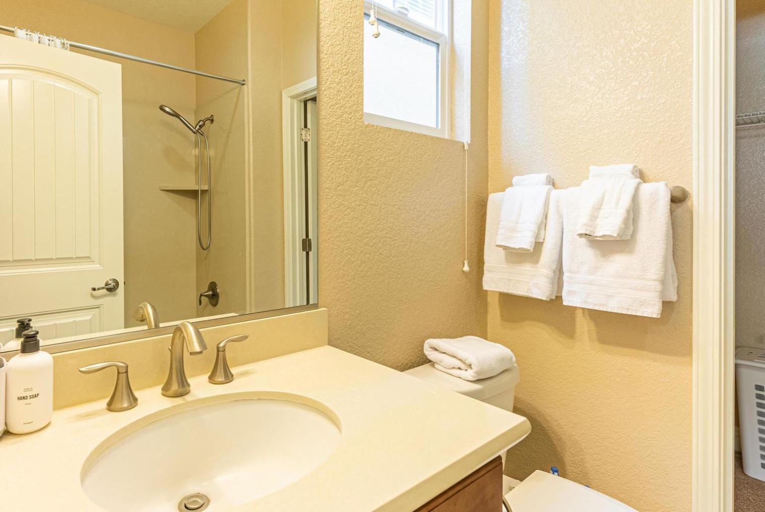 Apartment 5br W Backyard Groceries Playground Sfo-1565 Dublin