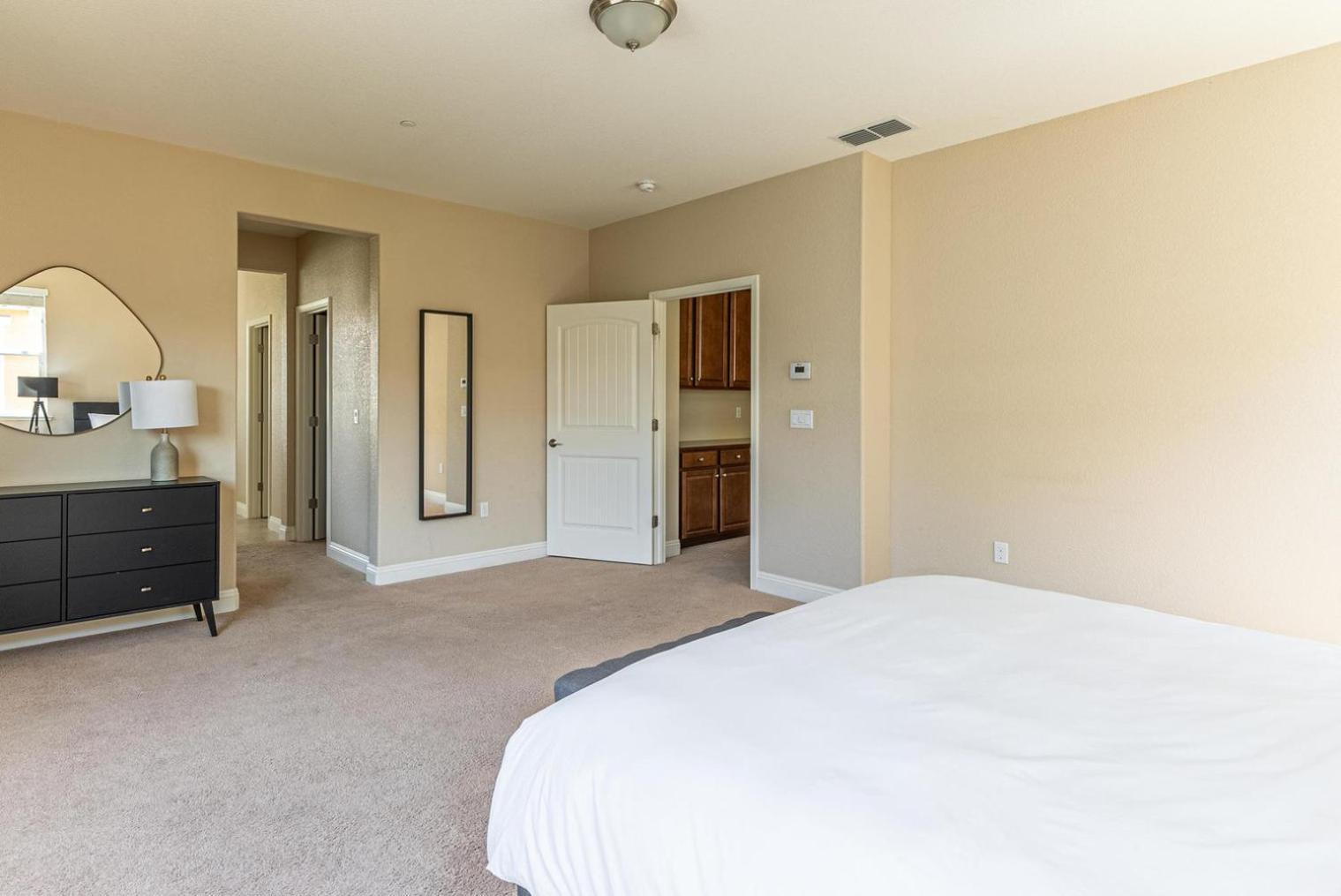 5br W Backyard Groceries Playground Sfo-1565 Apartment