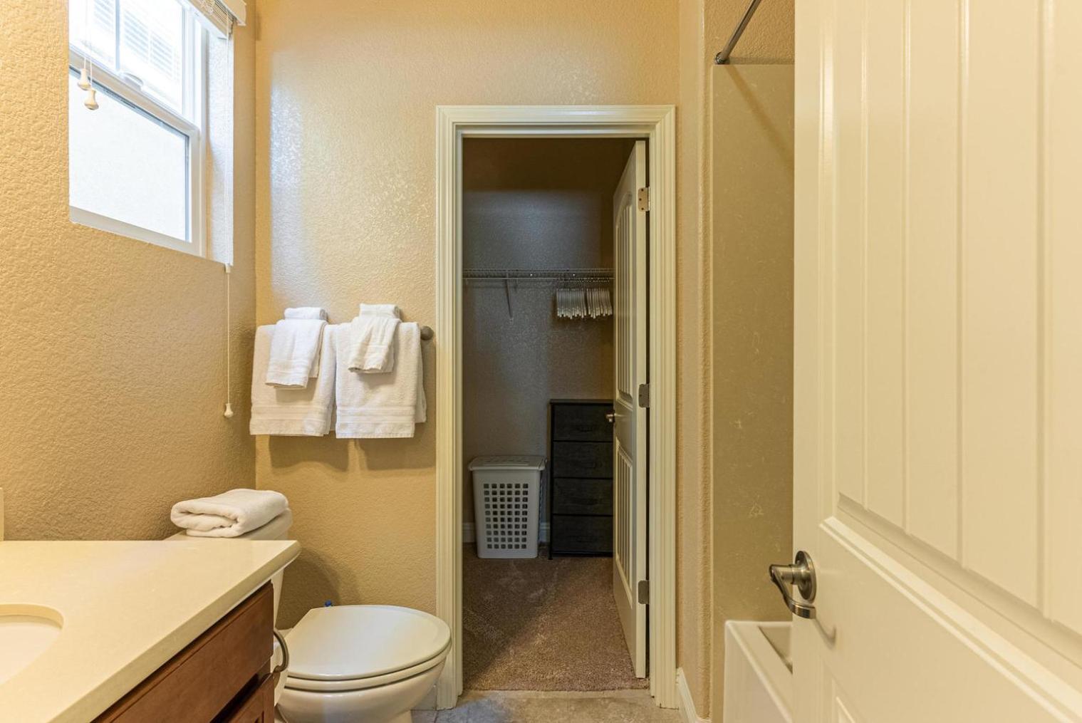 Apartment 5br W Backyard Groceries Playground Sfo-1565 Dublin